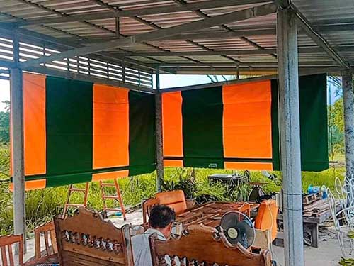 ผลงานติดตั้งผ้าใบสีสลับบังแดด อ่างทอง