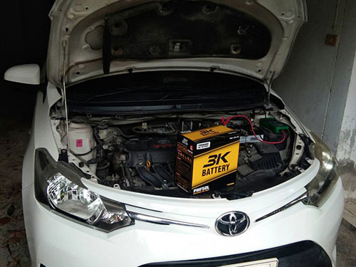 เปลี่ยนแบตเตอรี่รถเก๋ง พร้อมสำรองไฟระบบ ECU